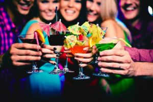 organizza evento festa privata sale e locali a roma info e contatti aperitivo festa di 18 anni